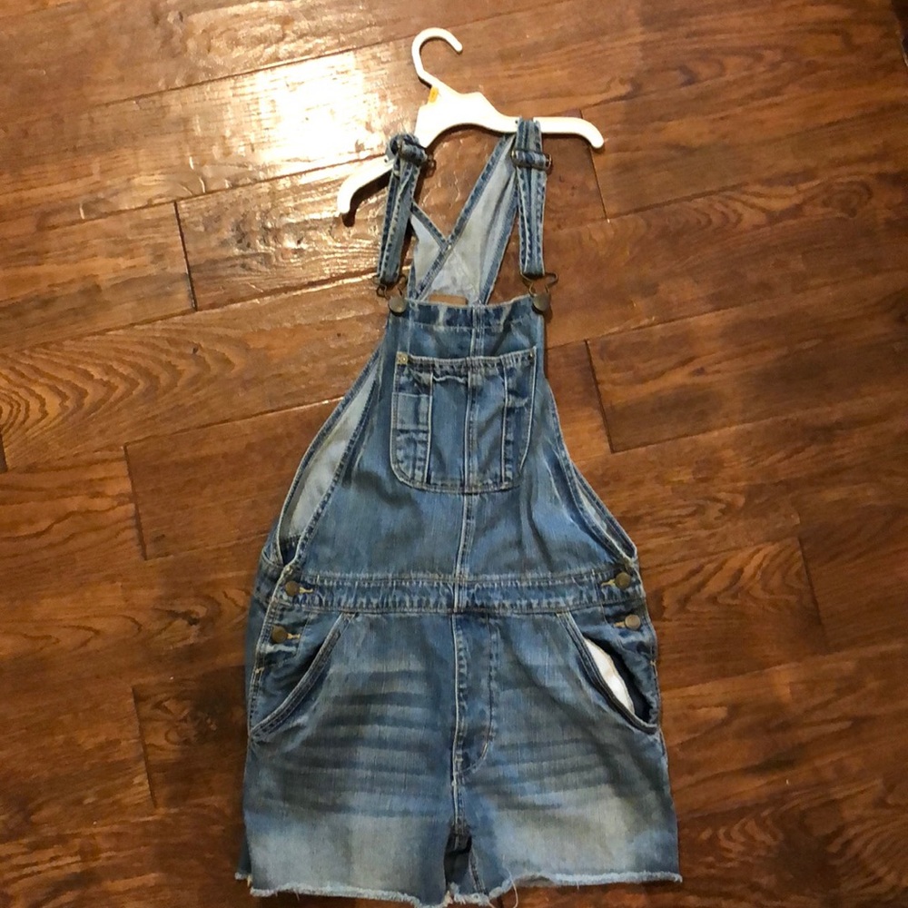 American Eagle Short Overalls